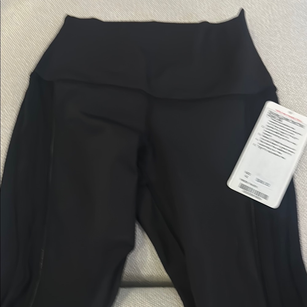 Lululemon Wunder Under Pant Roll Down Special Edition 
Black Sz 4 NWT